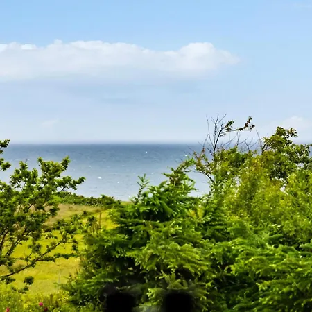 بيت للعطل 3 Bedroom Amazing In *