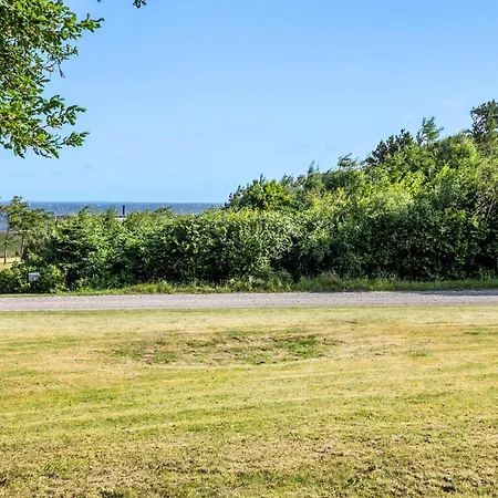 3 Bedroom Amazing In Fur